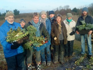 Picking-packing-team-Christmas-2010-camel-csa
