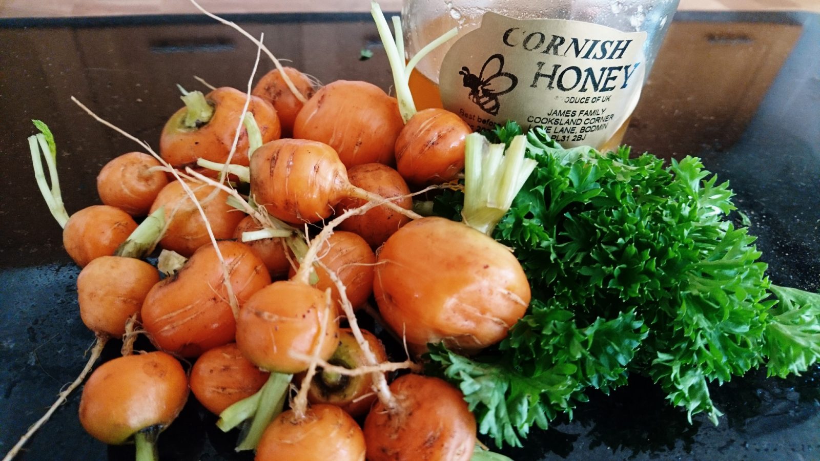 Roasted-parisian-carrots-honey-camelcsa-261117